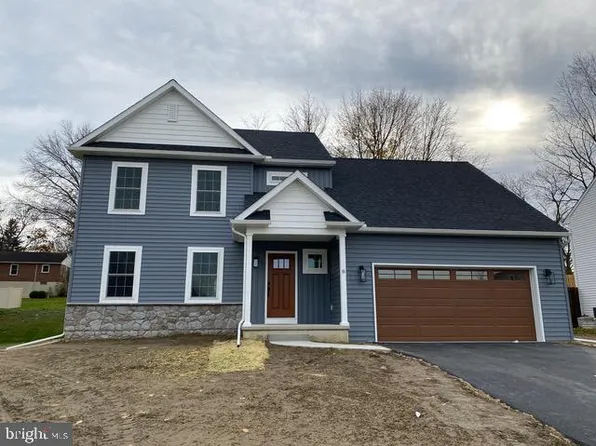 329 W Fritz Ave, Quarryville, PA 17566