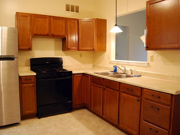 3rd image of 243 W Friendship St