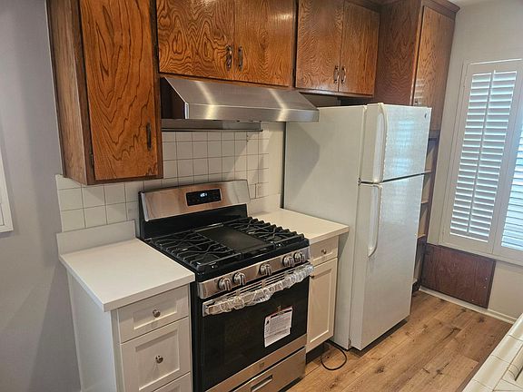 3rd image of 4325 Mammoth Ave APT 4