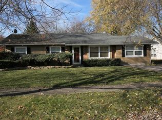 1008 N Country Ln, Palatine, IL 60067
