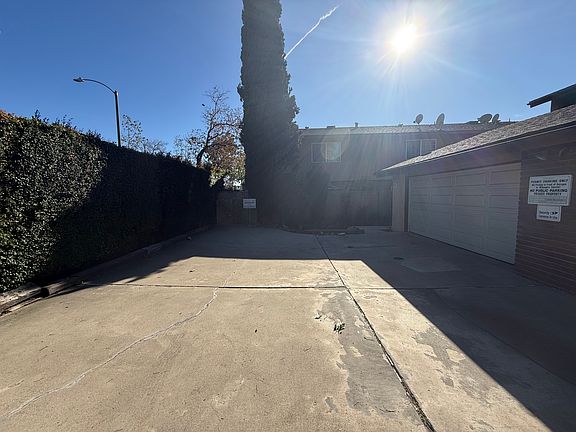 4th image of 854 N Glassell St