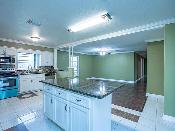 4th image of 19114 County Road 520b