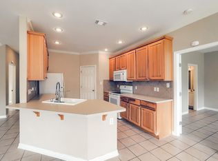 21501 Boggy Ford Rd APT B, Lago Vista, TX 78645