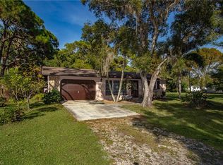 5892 Tahiti Dr, Bokeelia, FL 33922