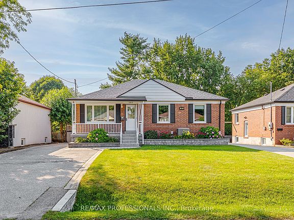 2nd image of 580 Exbury Cres