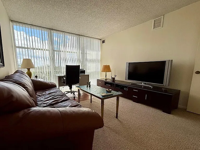 2841 N Ocean Blvd #603 — Photo 9