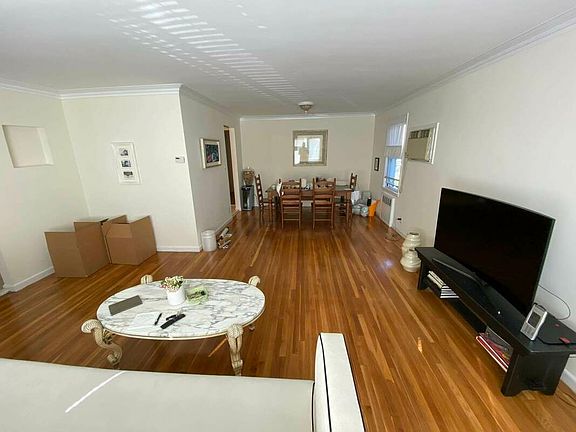 4th image of 39-14 212th St #1
