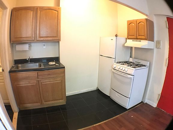 4th image of 3703 31st Ave #1