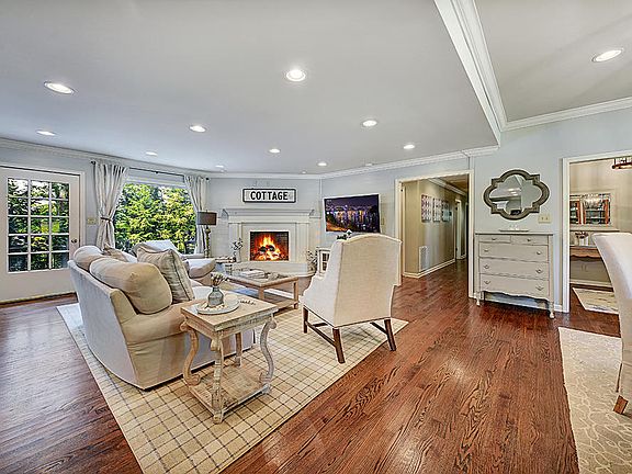 4th image of 7019 Sherwood Dr