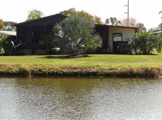 714 Tangerine Woods Blvd, Englewood, FL 34223