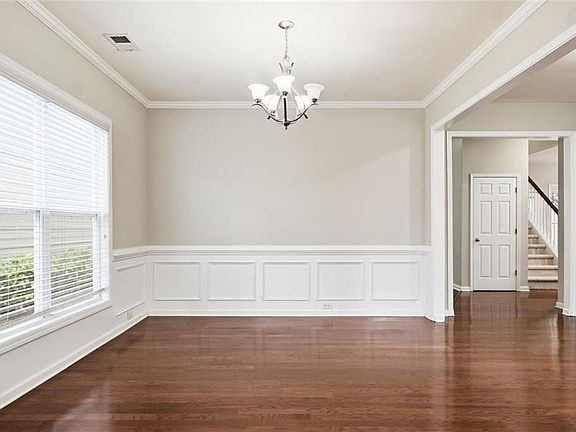 5th image of 3685 Silver Springs Rd