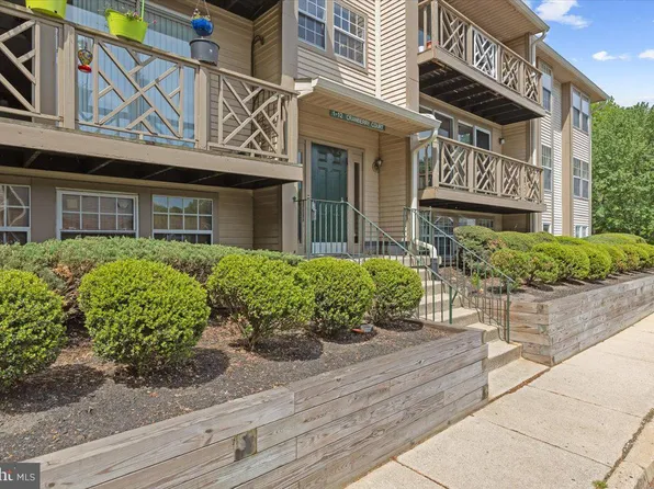 6 Cranberry Ct, Marlton, NJ 08053