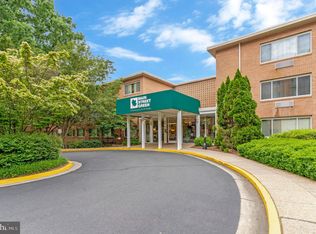 10570 Main St APT 202, Fairfax, VA 22030