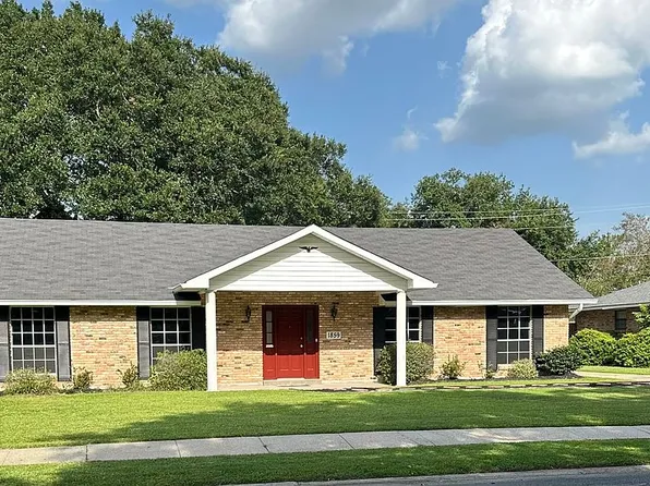 1859 Chevelle Dr, Baton Rouge, LA 70806