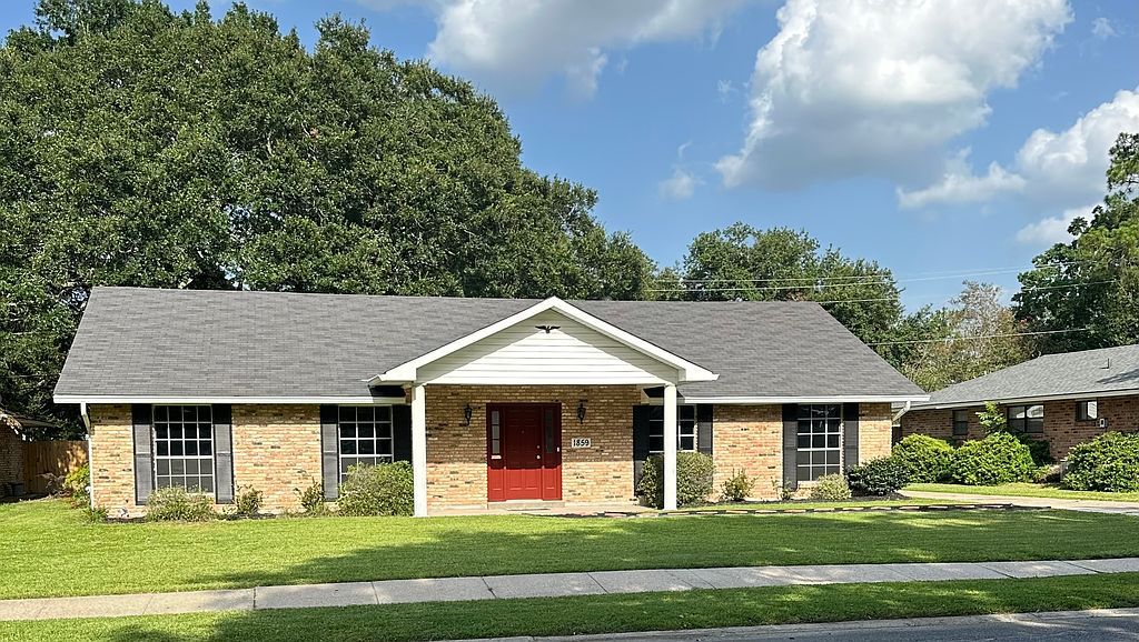 1859 Chevelle Dr - Property Image
