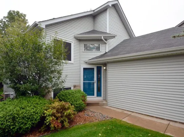 5740 Willow Trl, Shoreview, MN 55126