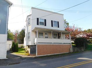 563 Washington Ave, Larksville, PA 18651