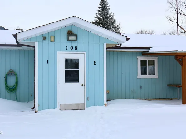 108 Main St, Portal, ND 58772