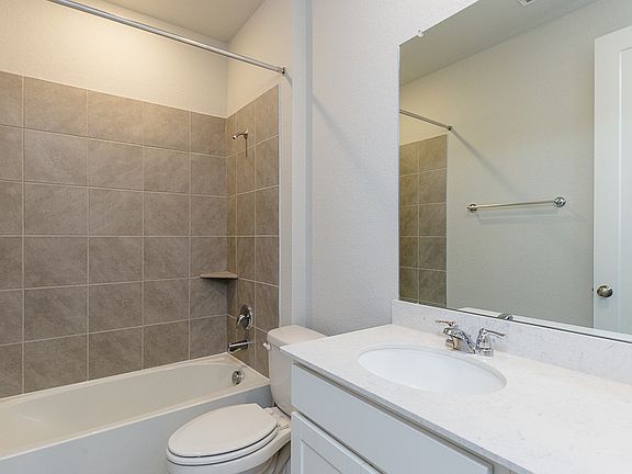 5th image of 431 Barrios Bay Ln