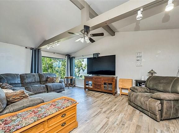 2nd image of 3025 Riviera Heights Dr