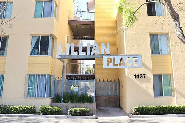 Lillian Place — Photo 1