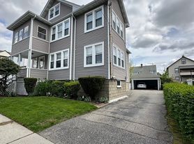 48 Evans St, Watertown, MA