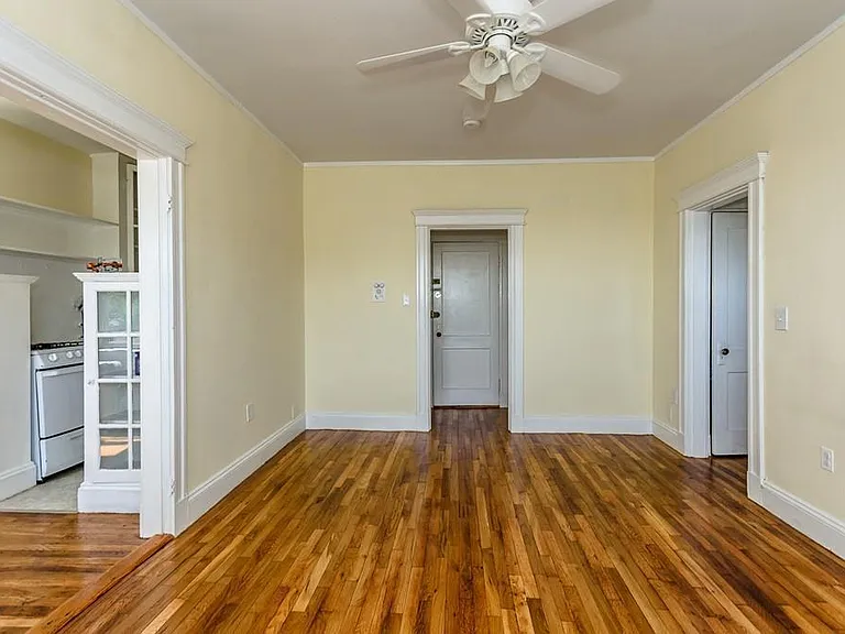 1641 Commonwealth Ave #7 — Photo 1