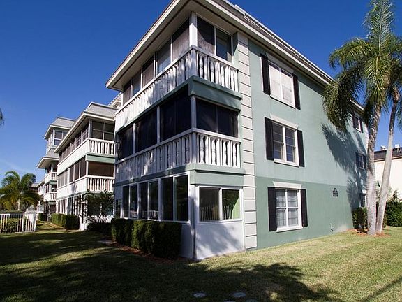 2nd image of 147 Bluff View Dr APT 109