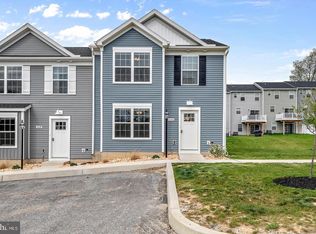 157 Spanglers Mill Rd #210, New Cumberland, PA 17070