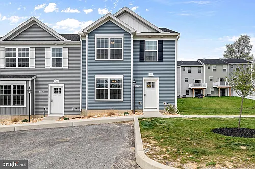 157 Spanglers Mill Rd #210 Photo 1