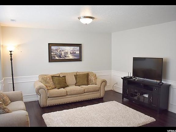 2nd image of 775 N Black Horse Dr