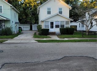 1037 Liberty Ave, Barberton, OH