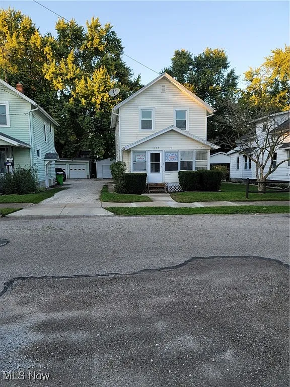 1037 Liberty Ave photo 1