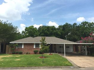 2004 Robinhood St, Pasadena, TX 77502