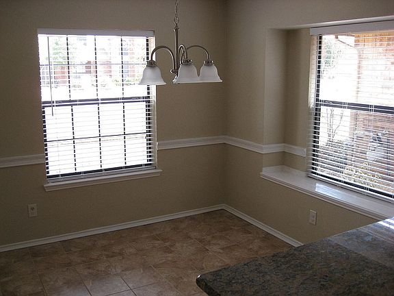 5th image of 109 Summer Place Dr