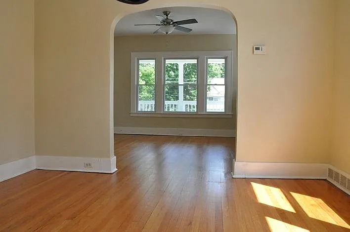 2318 E Genesee St #1 — Photo 5