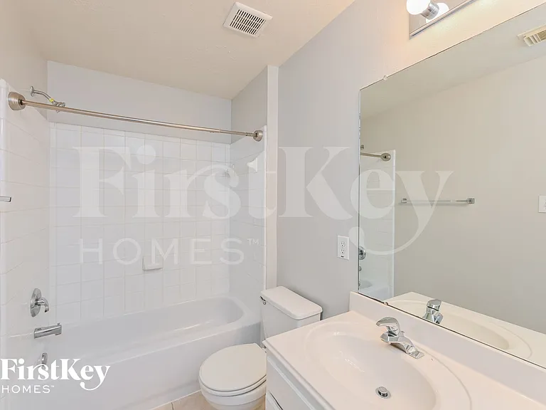 20314 Umber Oak Ct — Photo 14