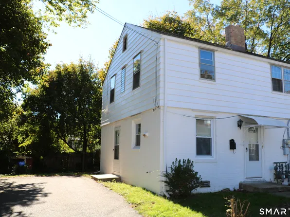 51 Alexander Dr, Bridgeport, CT 06606