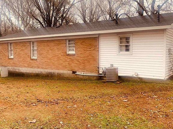 3rd image of 1106 Perkins St