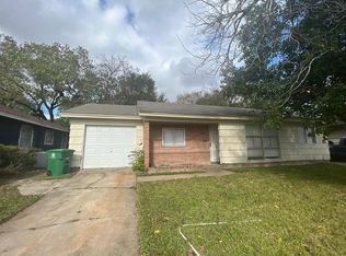 5655 Belneath St, Houston, TX 77033