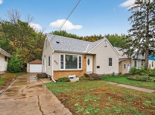 442 White Bear Ave N, Saint Paul, MN 55106