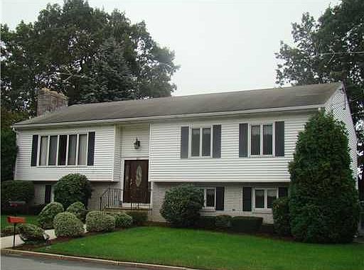 1st image of 20 Sherri Dr