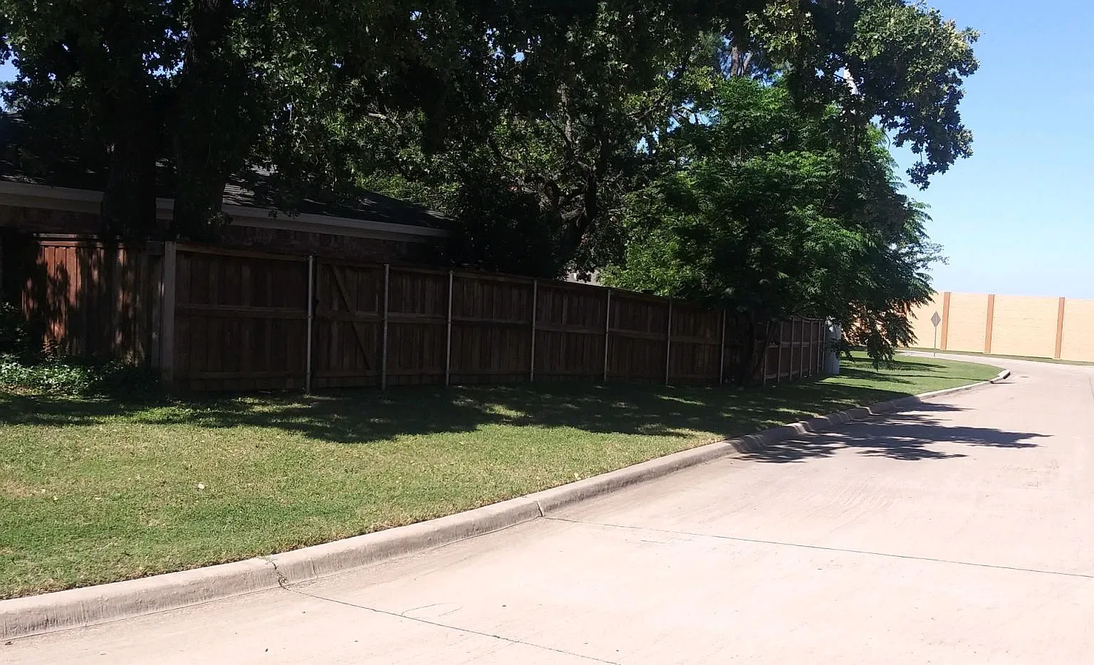 4917 Wedgeview Dr — Photo 4