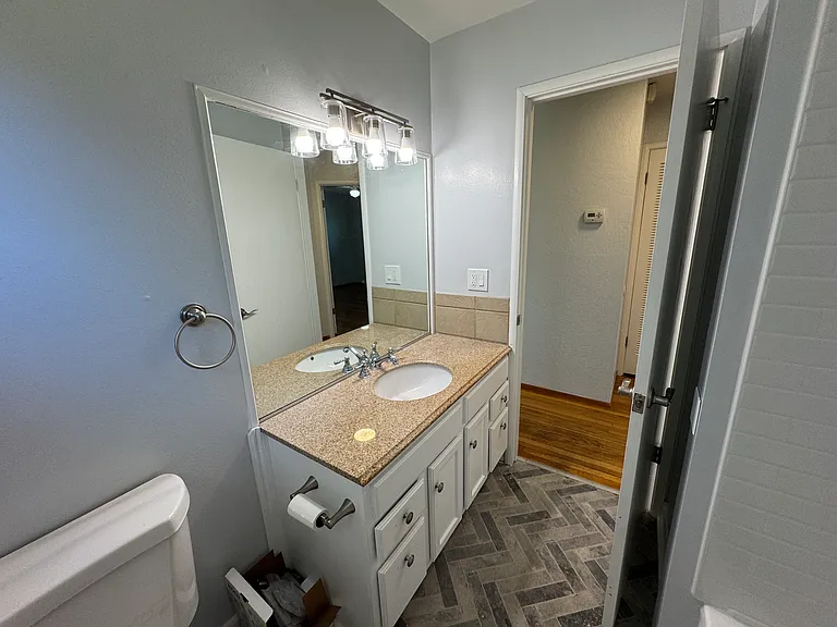 4501 Pasadena Ave — Photo 12
