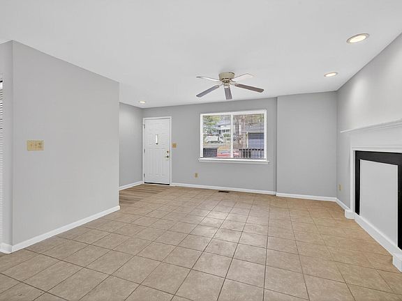 4th image of 5367 Wayne St APT C