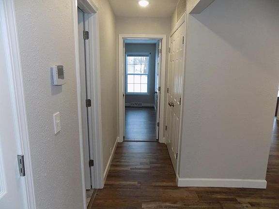 4th image of 604 S Allen St