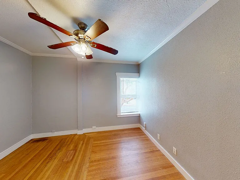 353 Grand Avenue — Photo 12