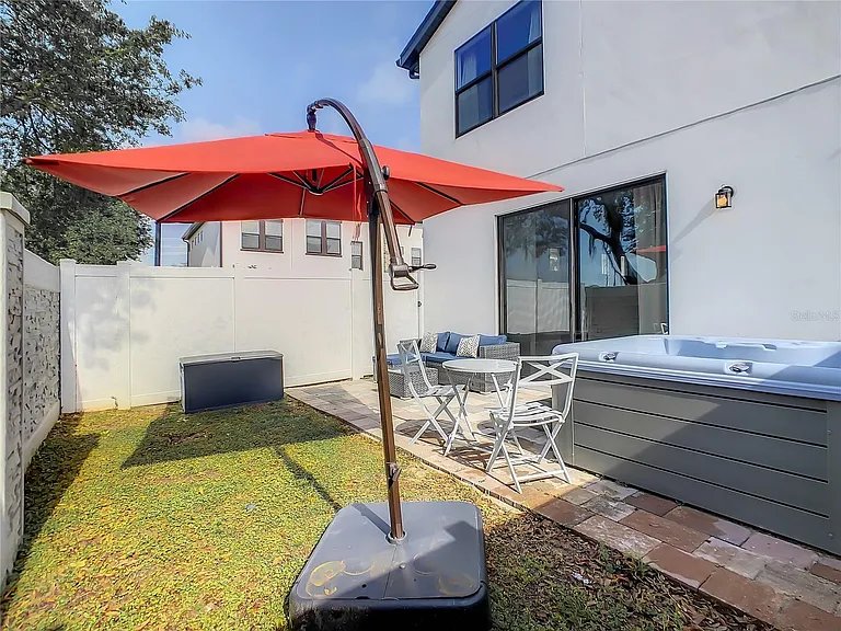 181 Villa Domani Cir — Photo 14