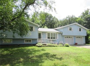 58 Pastors Walk, Monroe, CT 06468