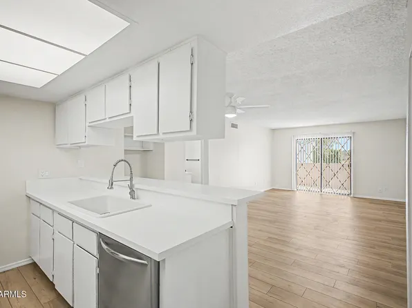 1920 W LINDNER Avenue #202, Mesa, AZ 85202